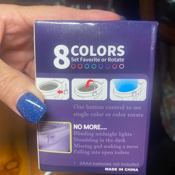 Toilet Motion Sensor LED Nightlight 8 Colors - Picture 7 of 10